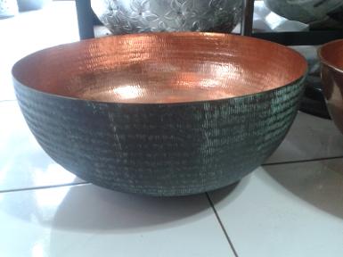 Copper sink code CPS002 out side green antique color.size wide 50 cm. high 20 cm. Copper sink code CPS002 out side green antique color.size wide 50 cm. high 20 cm.