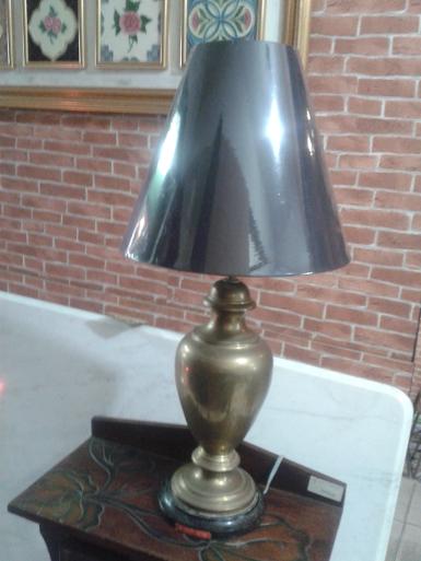 Table Lamp Item code TB003G size high 80 cm. Table Lamp Item code TB003G size high 80 cm.