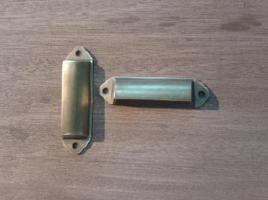 Brass handle code I.050 price/each size L: 90 mm. W: 24 mm. Brass handle code I.050 price/each size L: 90 mm. W: 24 mm.