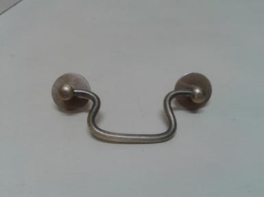 Brass handle code B.004A size L_99 mm.W_25 mm. Brass handle code B.004A size L_99 mm.W_25 mm.