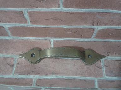 Brass Handle code L.025 size W: 30 mm. L: 141 mm. Brass Handle code L.025 size W: 30 mm. L: 141 mm.