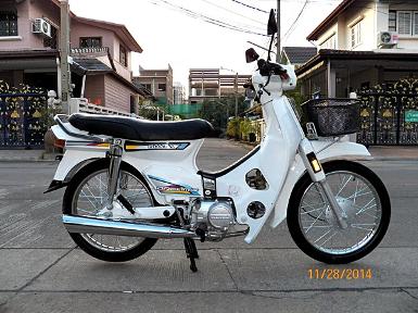  Honda dream100..คุรุสภาสีขาว เครื่องดีนิ่ม+ระบบCDI+มีทะเบียนแท้โอนได้เลย ราคา 15,000 บาท