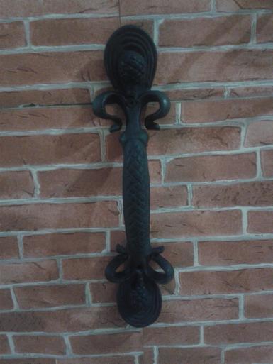 Iron Handle Item code IRH001 soze long 310 mm. wide 75 mm Iron Handle Item code IRH001 soze long 310 mm. wide 75 mm