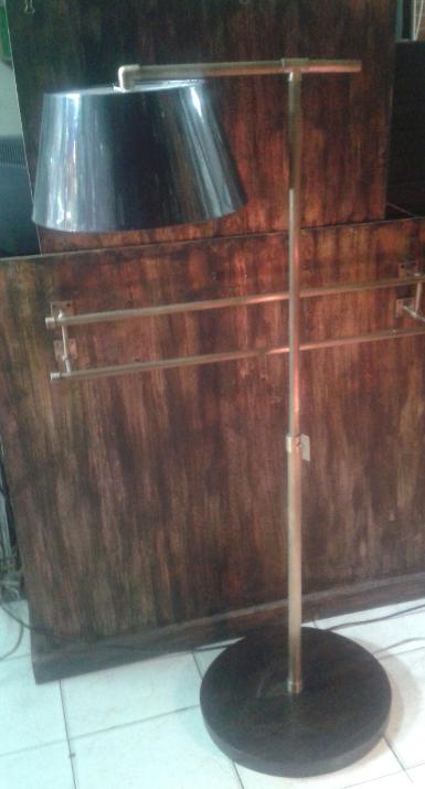 Brass Floor Lamp Item code FL003G size wood base wide 35 cm.lamp shade 25x19hx35 cm.lamp high 150 cm Brass Floor Lamp Item code FL003G size wood base wide 35 cm.lamp shade 25x19hx35 cm.lamp high 150 cm