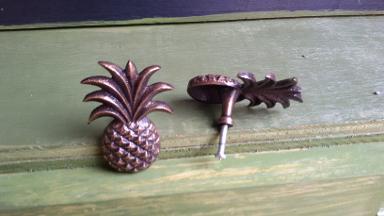 Brass Handle Item code N.150 size long 65 mm. wide 45 mm. Brass Handle Item code N.150 size long 65 mm. wide 45 mm.