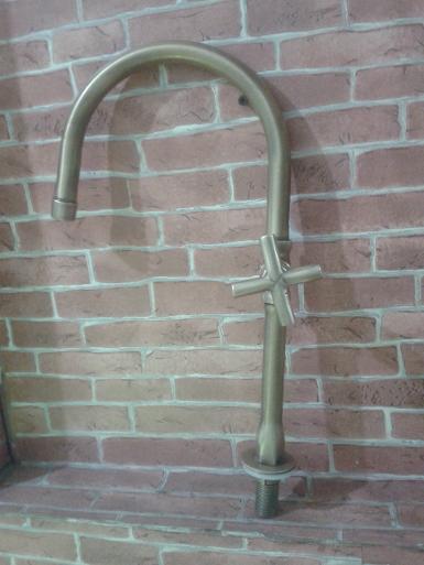 Kitchen Faucet Brass Item code FCB001M size high 30 cm. deep 20 cm. Kitchen Faucet Brass Item code FCB001M size high 30 cm. deep 20 cm.