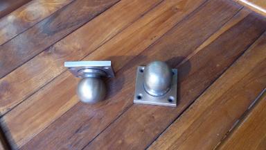 Brass Door Handle Item code N.019C size 51 x 51 x h45 mm. Brass Door Handle Item code N.019C size 51 x 51 x h45 mm.