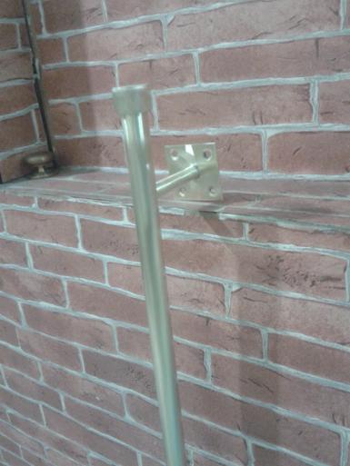 ราวแขวนผ้าทองเหลือง สั่งทำได้ ขนาดท่อ D : 16 mm. long 93 cm ราวแขวนผ้าทองเหลือง สั่งทำได้ ขนาดท่อ D : 16 mm. long 93 cm