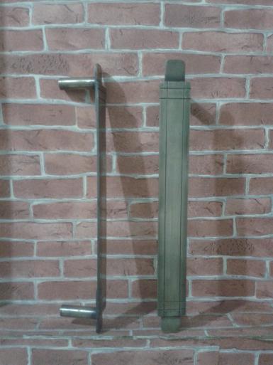 Brass Door Handle Item code MDH001 size 4450 mm.wide 40 mm. Brass Door Handle Item code MDH001 size 4450 mm.wide 40 mm.