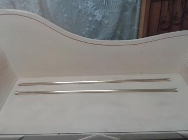 รางผ้าม่านทองเหลือง size D: 19 mm. L:100 cm. รางผ้าม่านทองเหลือง size D: 19 mm. L:100 cm.