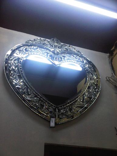 Mirror Code MR40E size 100x100cm. Mirror Code MR40E size 100x100cm.