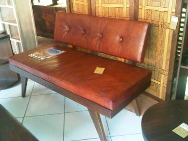 Bench teak wood with leather Bench teak wood with leather