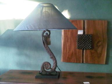 Table Lamp NO.TB100A material : iron , size high 50 cm. Table Lamp NO.TB100A material : iron , size high 50 cm.
