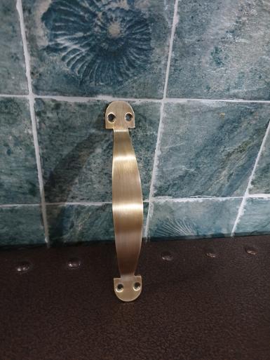 ฺBrass Door Handle Item Code C052A7 size long 7'' wide 25 mm Thickness 3 mm. ฺBrass Door Handle Item Code C052A7 size long 7'' wide 25 mm Thickness 3 mm.