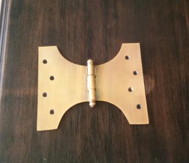 Brass Hinge Code V01ELSG size 5 x 6 '' Thickness 1.5 mm.(127 x 150 mm.) Brass Hinge Code V01ELSG size 5 x 6 '' Thickness 1.5 mm.(127 x 150 mm.)