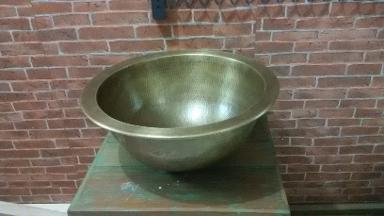 Brass Sink Item Code BS001D size wide 40 cm. high 20 cm. Brass Sink Item Code BS001D size wide 40 cm. high 20 cm.