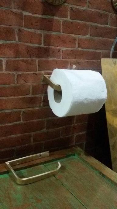 Toilet paper hook brass Item Code TPH18MP size long 12.5 x 7 cm. Toilet paper hook brass Item Code TPH18MP size long 12.5 x 7 cm.