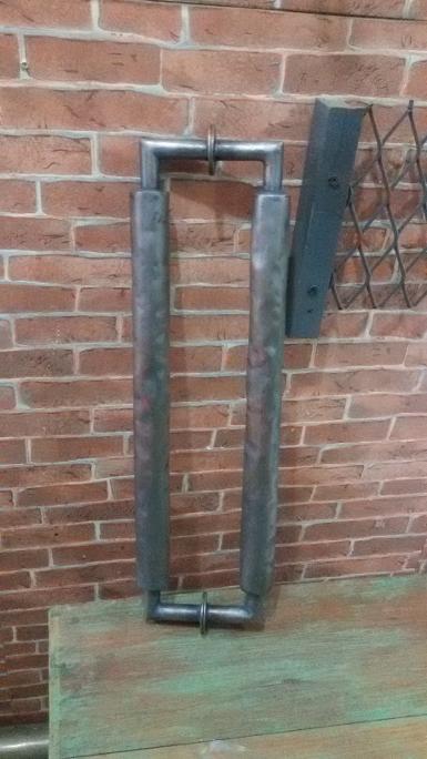 Hammer Brass Handle Item Code MP18 size long 400 mm. pipe 32 mm.high 50 mm. Hammer Brass Handle Item Code MP18 size long 400 mm. pipe 32 mm.high 50 mm.