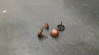 Iron nail copper color Item code IRC18 size 19 mm. Iron nail copper color Item code IRC18 size 19 mm.