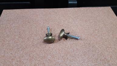 Brass door handle oval design item code N021 size 22x15 mm high 20 mm.. Brass door handle oval design item code N021 size 22x15 mm high 20 mm..