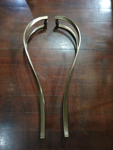 Brass Door Handle of Thailand .Item code AC1T9 size long 1000 mm. handle wide 25 mm thickness 9 mm. Brass Door Handle of Thailand .Item code AC1T9 size long 1000 mm. handle wide 25 mm thickness 9 mm.