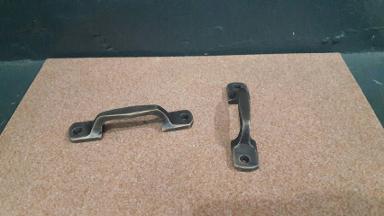 Brass handle Item Code C064MP size long 95 mm.wide 19 mm.high 20 mm. Brass handle Item Code C064MP size long 95 mm.wide 19 mm.high 20 mm.