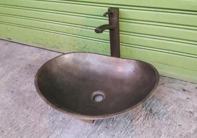 Brass Oval sink item code BSO18 size long 50 cm.wide 40 cm.high 15 cm. Brass Oval sink item code BSO18 size long 50 cm.wide 40 cm.high 15 cm.