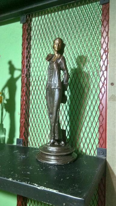 Brass statue Lady fashion Item Code LADY S18 size high 305 mm. base 105 mm. Brass statue Lady fashion Item Code LADY S18 size high 305 mm. base 105 mm.
