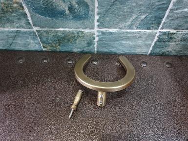 Brass hook horse shoe design Item Code UHS65S size W:107 mm L:100 mm. deep 30mm FB 15x8mm. Brass hook horse shoe design Item Code UHS65S size W:107 mm L:100 mm. deep 30mm FB 15x8mm.