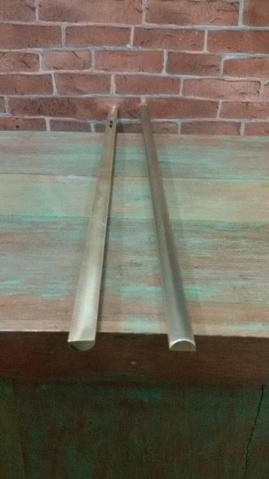 Brass Stick accessories door lock Item Code W.064MP size wide 12 mm. long 1000 mm. Brass Stick accessories door lock Item Code W.064MP size wide 12 mm. long 1000 mm.