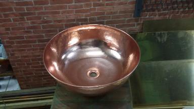 Copper sink code CPS004 size wide 50 cm. high 20 cm. Copper sink code CPS004 size wide 50 cm. high 20 cm.