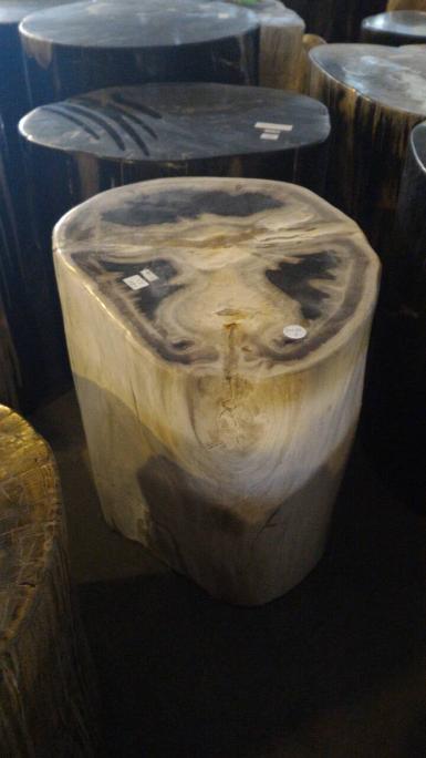 Pretrified wood round stool Item Code PTW001D size weight 75 kg. Pretrified wood round stool Item Code PTW001D size weight 75 kg.