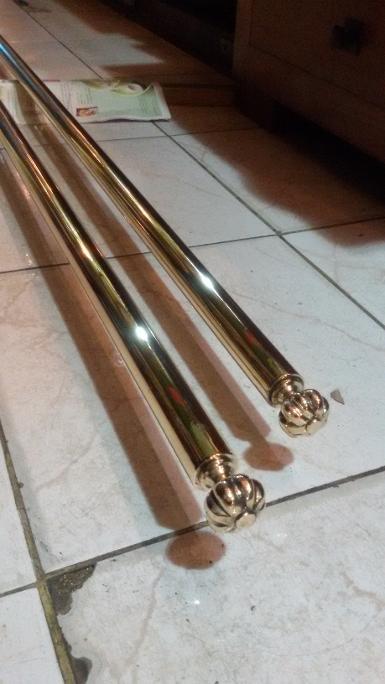 Brass curtain Item Code BCT11A size long 400 cm pipe 25 mm. Brass curtain Item Code BCT11A size long 400 cm pipe 25 mm.