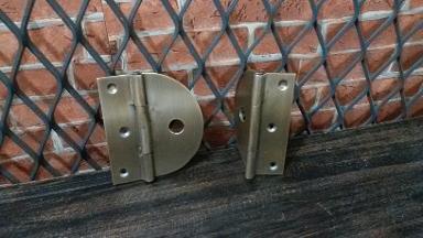 Brass Hinge Item code ELSH01 size 70 x 75 mm. Brass Hinge Item code ELSH01 size 70 x 75 mm.