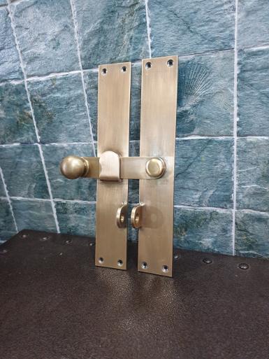 Brass Door Lock Item Code W3318 size plate /side 50 x 300 mm Thickness 4.7 mm. Brass Door Lock Item Code W3318 size plate /side 50 x 300 mm Thickness 4.7 mm.