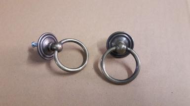 Brass Handle Item Code CH136 size base 28 mm. ring 39 mm. Brass Handle Item Code CH136 size base 28 mm. ring 39 mm.