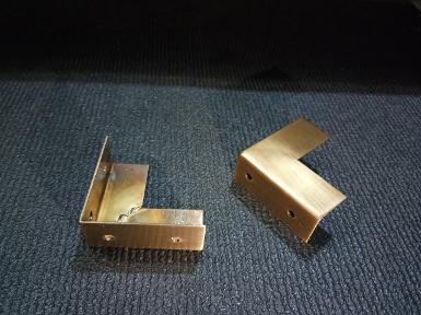 Corner accessories use decor item code CORNER.19 size 50 x 50 mm high 20 mm. Thickness 0.8 mm. Corner accessories use decor item code CORNER.19 size 50 x 50 mm high 20 mm. Thickness 0.8 mm.