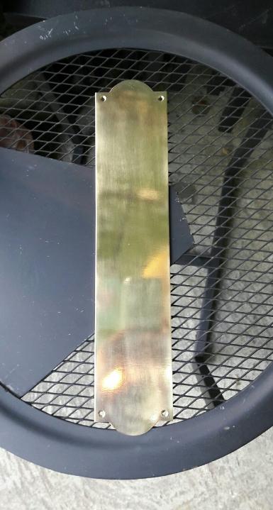 Brass plate use fix on door Item Code Plate01 size long 35 cm. wide 8 cm. Brass plate use fix on door Item Code Plate01 size long 35 cm. wide 8 cm.