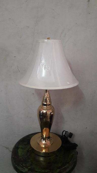 Brass Table Lamp item code BTL11Z size high 60 cm. Base 18 cm.shade 14 x 20 x 28 cm. Brass Table Lamp item code BTL11Z size high 60 cm. Base 18 cm.shade 14 x 20 x 28 cm.