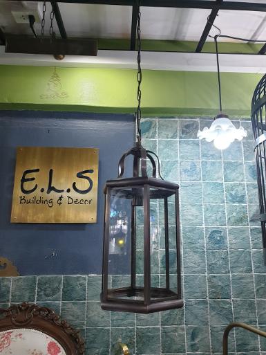 Hanging Lamp brass with normal glass thickness 3 mm.Item Code HGLJ32 size W 320 mm.H 650 mm TL 1 M. Hanging Lamp brass with normal glass thickness 3 mm.Item Code HGLJ32 size W 320 mm.H 650 mm TL 1 M.