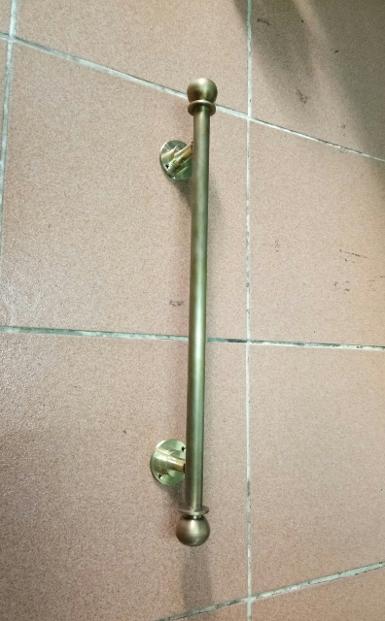 Brass Door Handle Item Code AC019N size long 500 mm. head 35 mm.pipe 19 mm high 50 mm. Brass Door Handle Item Code AC019N size long 500 mm. head 35 mm.pipe 19 mm high 50 mm.
