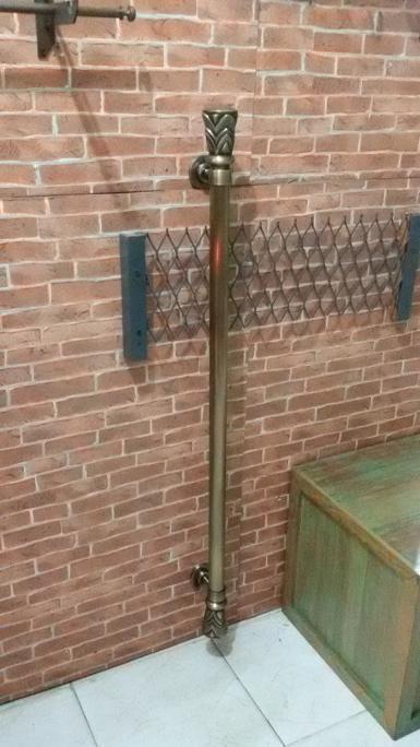 ฺBrass door handle long 1 meter Item code AC061A size long 100 cm wide 55 mm. ฺBrass door handle long 1 meter Item code AC061A size long 100 cm wide 55 mm.