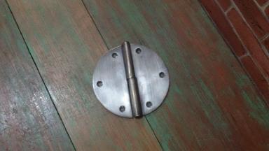 Hinges Brass Item Code V.060A size wide 100 mm. Hinges Brass Item Code V.060A size wide 100 mm.