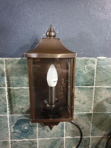 Brass Wall Lamp Item Code WLJ67.5 size L 38 cm wide 13.6 cm(head) body 13.2 cm. Brass Wall Lamp Item Code WLJ67.5 size L 38 cm wide 13.6 cm(head) body 13.2 cm.