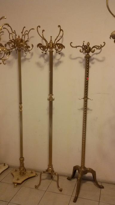 Brass Hanger stand Item Code BHST01 Brass Hanger stand Item Code BHST01