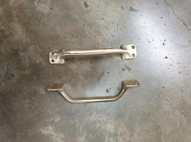 Brass pull handle Item Code C0515 size long 140 mm.wide 24 mm. Brass pull handle Item Code C0515 size long 140 mm.wide 24 mm.