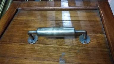 Brass door handle Item Code MPP03 size 194 mm high 50 mm. Brass door handle Item Code MPP03 size 194 mm high 50 mm.