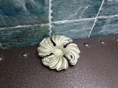 Brass accessories Item Code BACC01 size wide 90 mm. Brass accessories Item Code BACC01 size wide 90 mm.