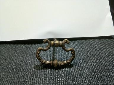 Brass pull handle Item Code KS.155 size wide 69 mm. long 48 mm. Brass pull handle Item Code KS.155 size wide 69 mm. long 48 mm.