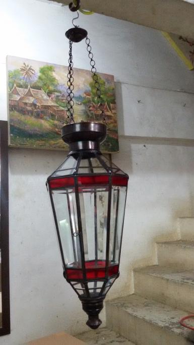 Morocco Lamp brass with bevel glass Code MRC18K size high 52 cm. wide 20 cm. Morocco Lamp brass with bevel glass Code MRC18K size high 52 cm. wide 20 cm.